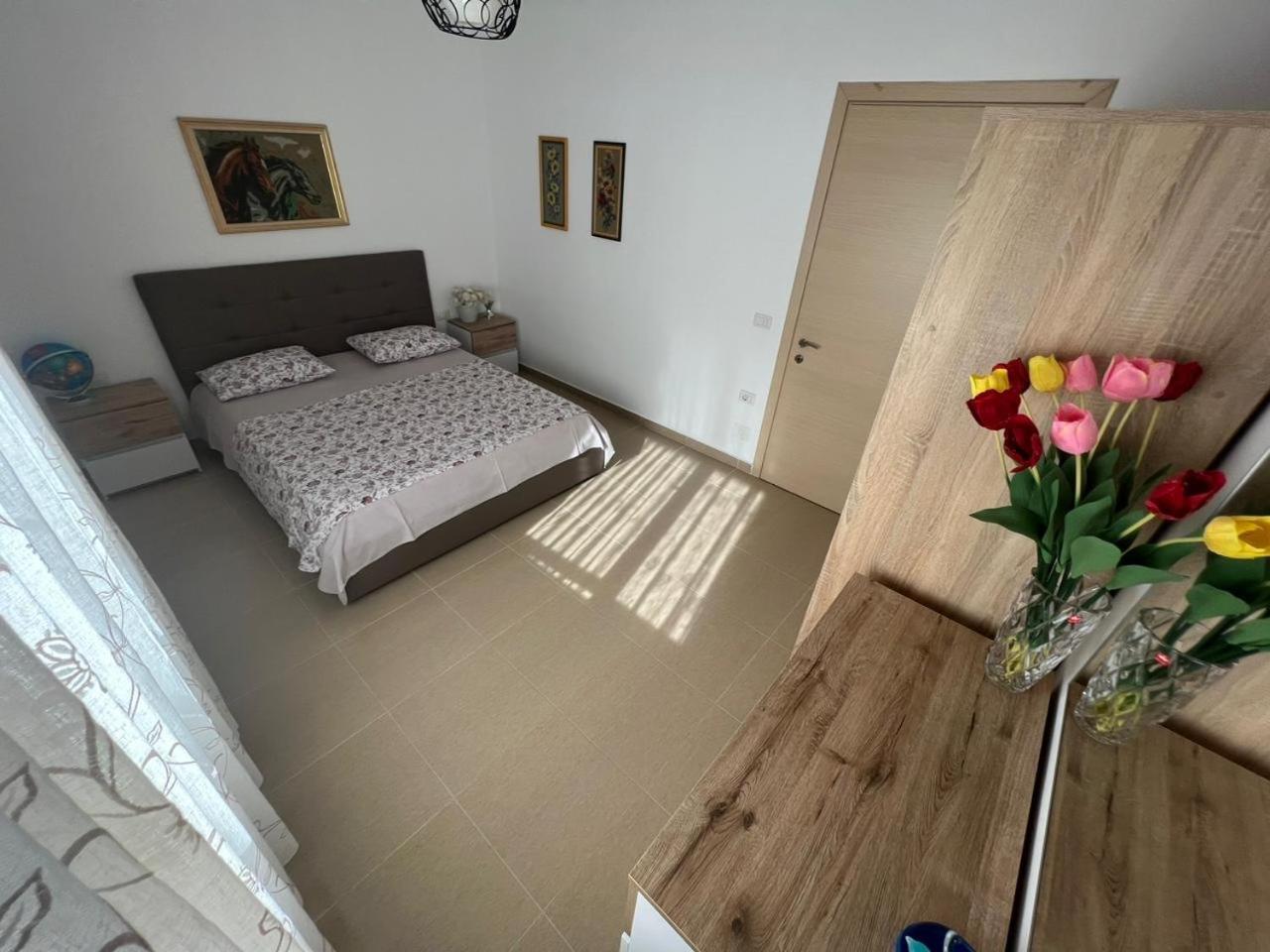 Corazon Guest House Vlorë Exteriör bild