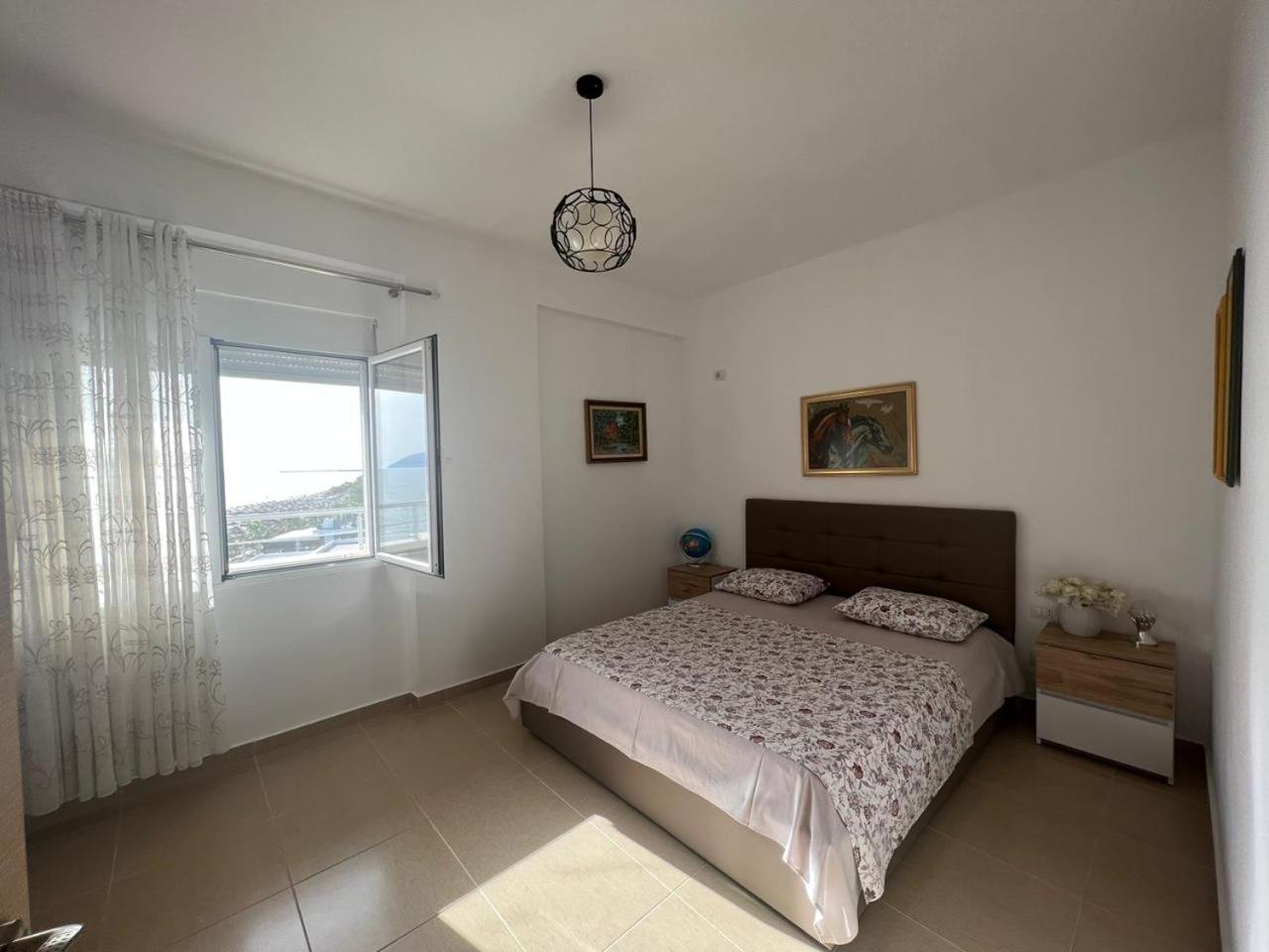 Corazon Guest House Vlorë Exteriör bild